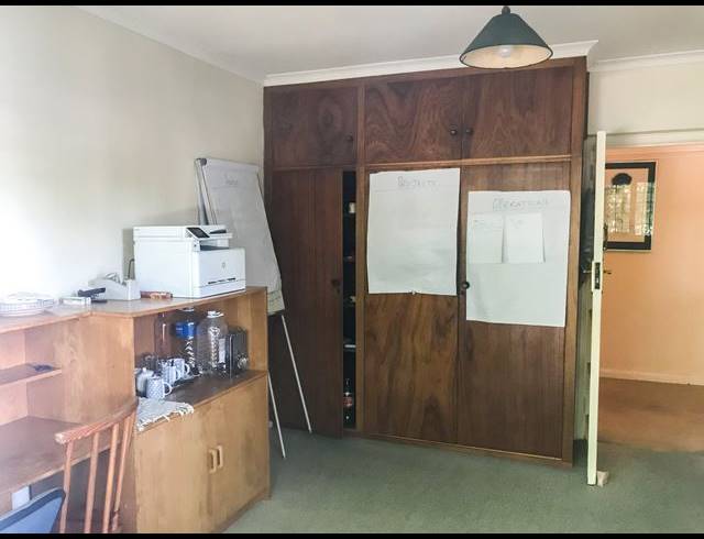 20M² OFFICE TO LET IN RONDEBOSCH
